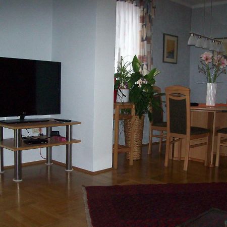 Riedl Gaestewohnung Klagenfurt am Woerthersee Exterior foto